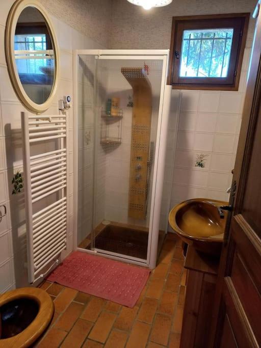 Bas De Villa, 2 Terrasses, Piscine, Spa, Sauna... Neffes Экстерьер фото